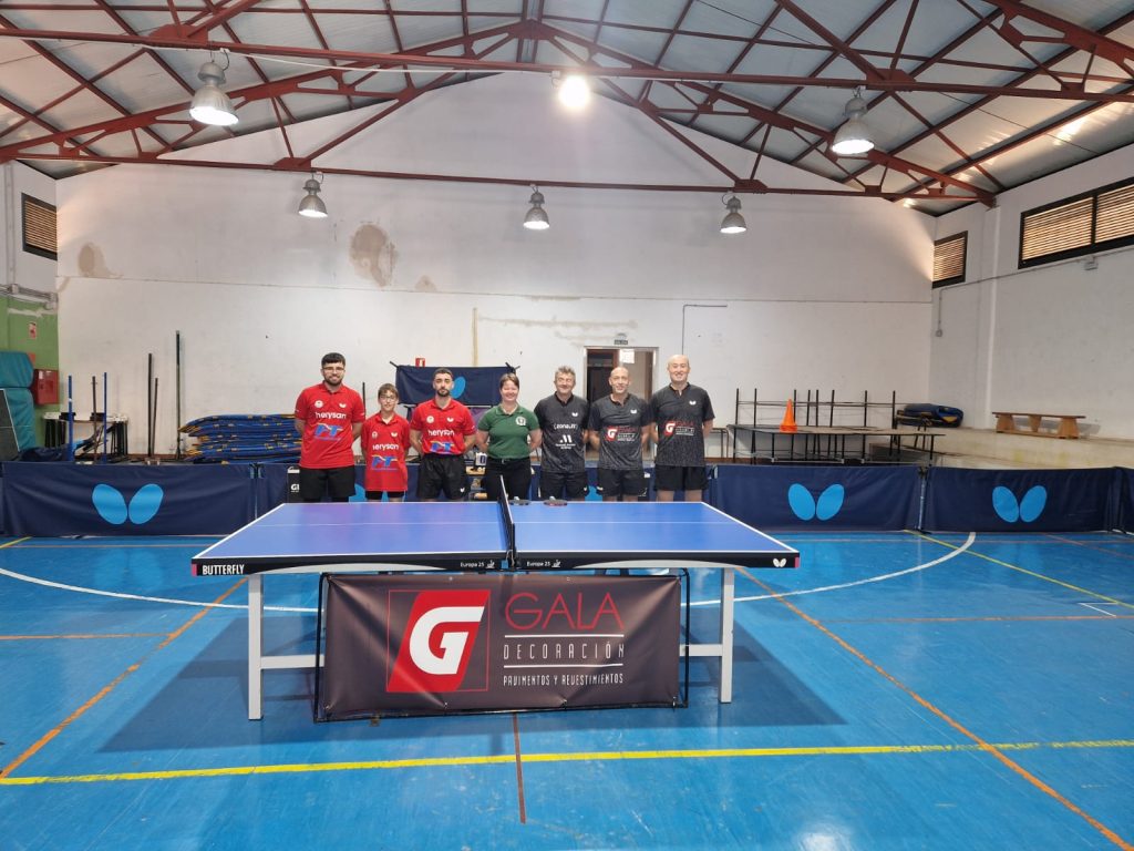 Foto equipos Gala Decoración Benalmádena VS Novacártama TM de Liga Andalucia de Tenis de Mesa